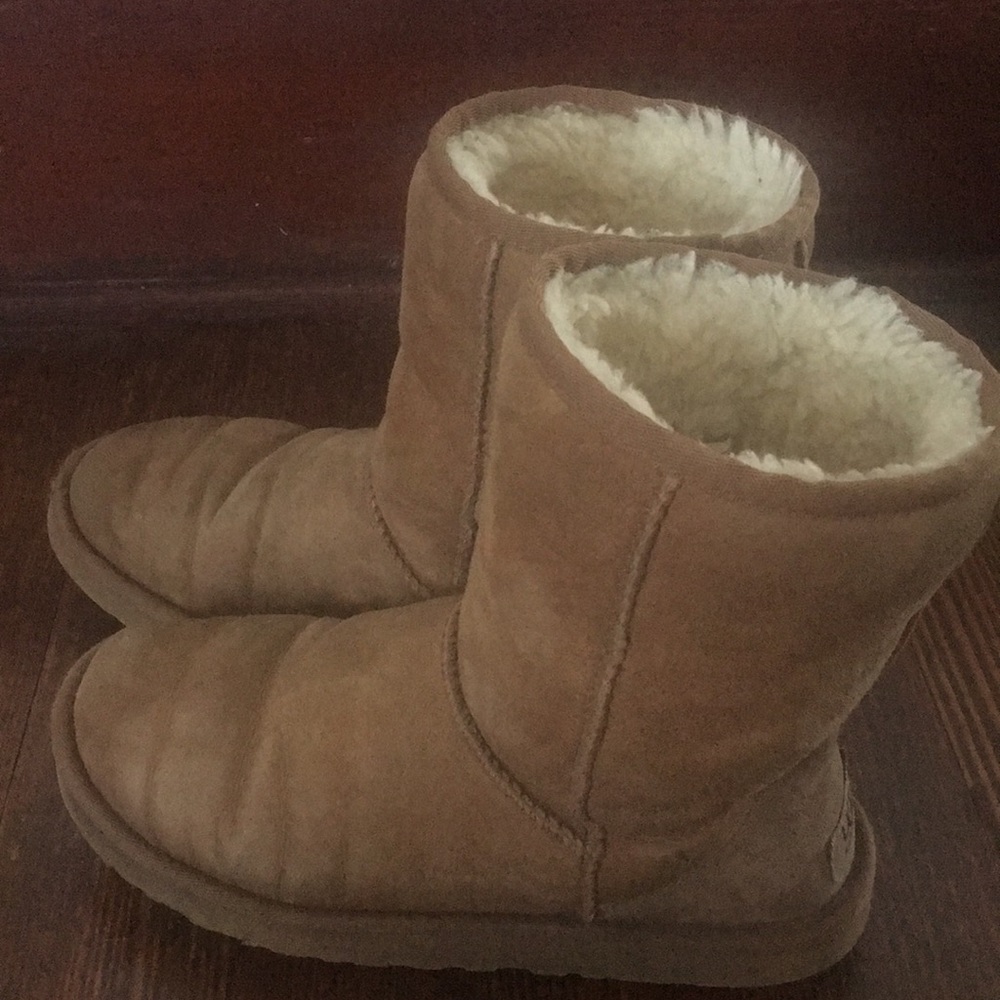 Ugg classic short boots